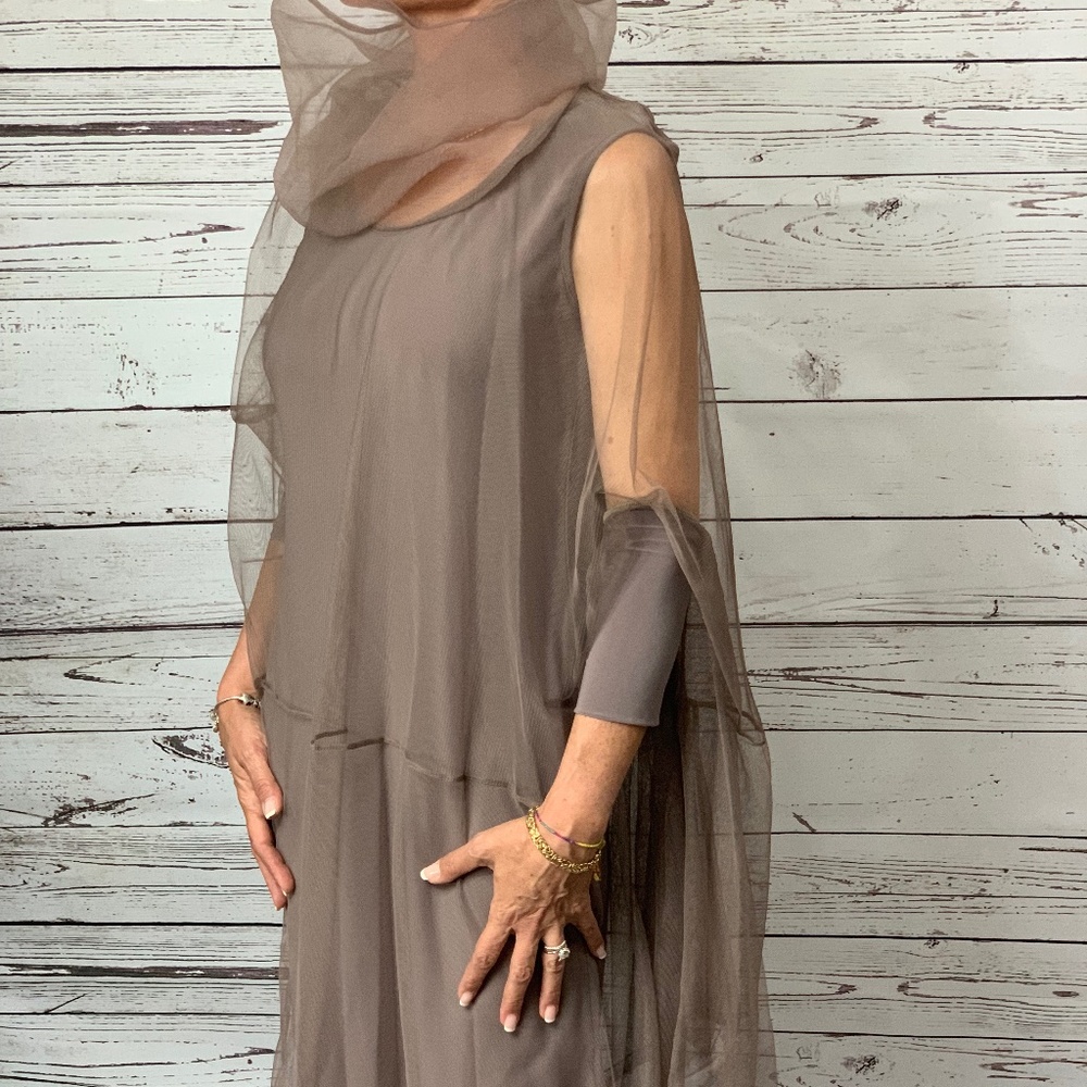 Nude dress NWT